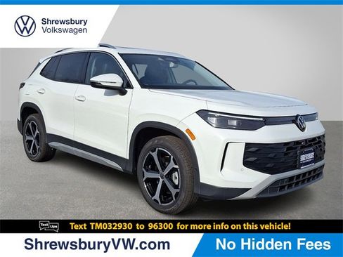 New 2026 Volkswagen Tiguan SE image 1