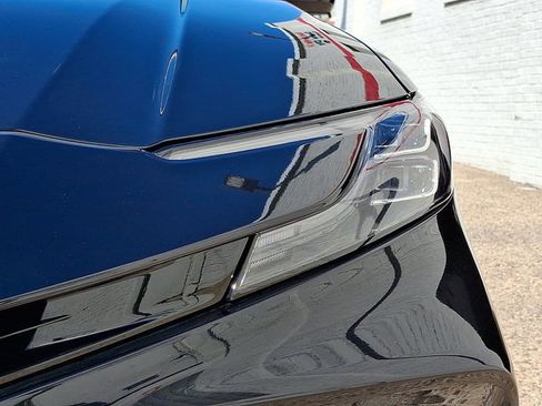 Used 2026 Toyota Camry XLE w/ Premium Package image 9