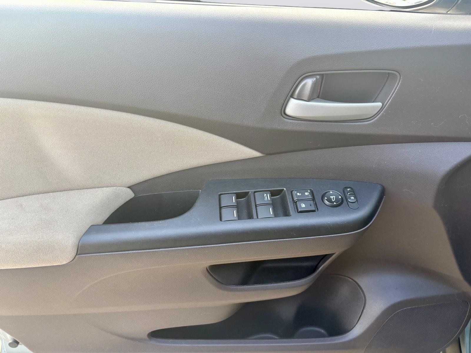 Used 2014 Honda CR-V EX image 11