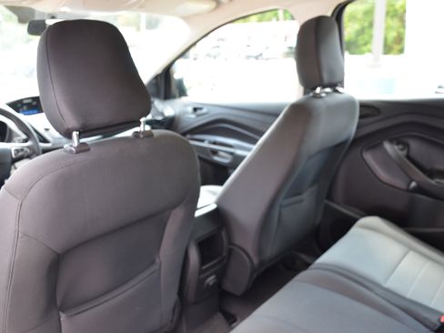 Used 2018 Ford Escape S image 17