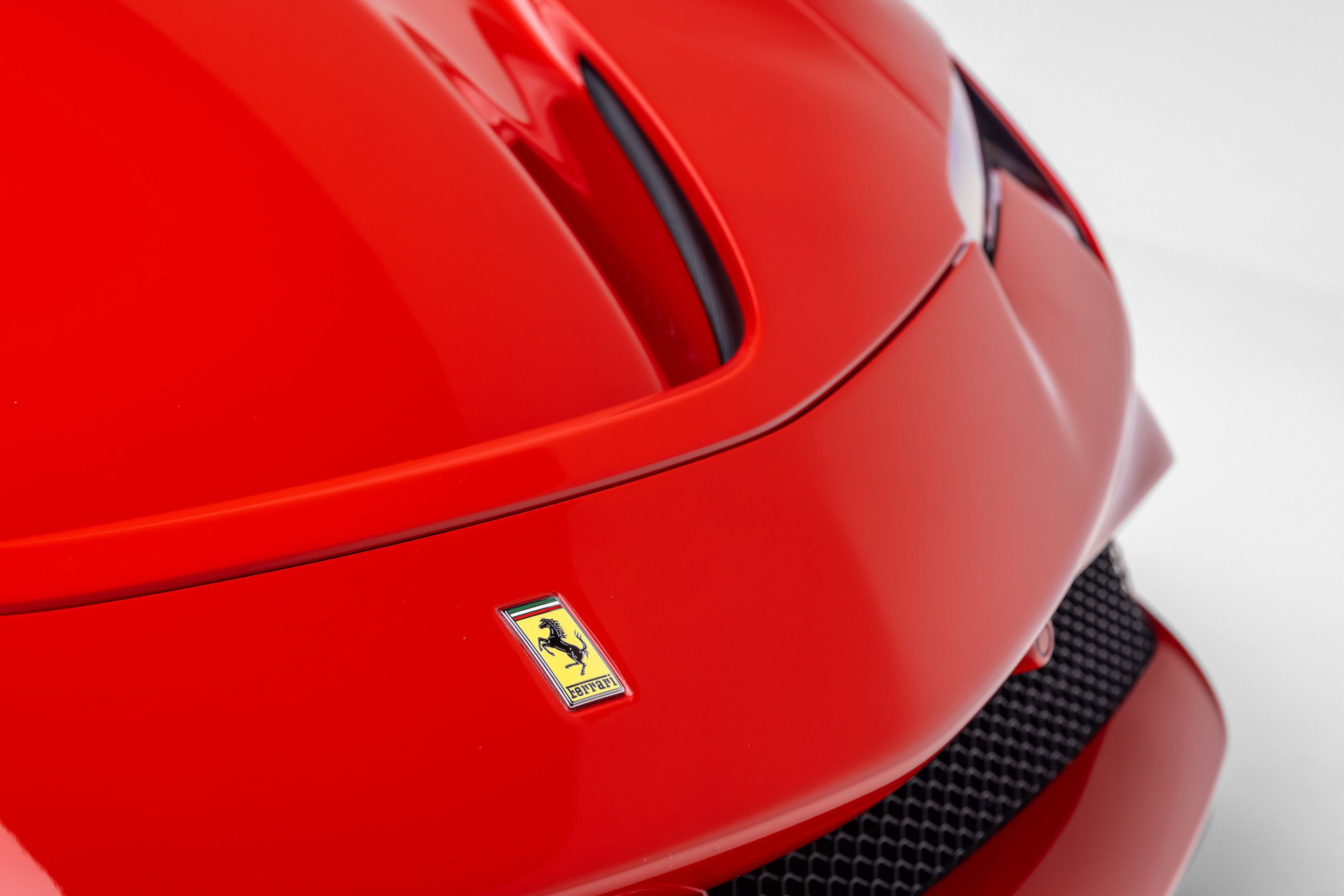 Certified 2022 Ferrari SF90 Stradale AWD/4WD image 31
