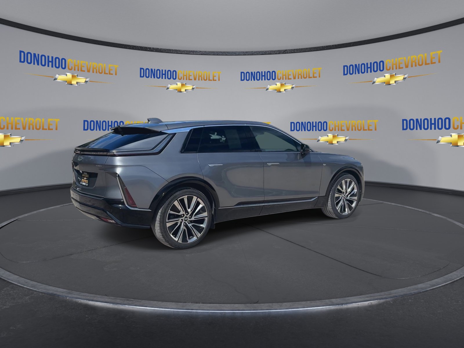 Used 2023 Cadillac Lyriq 2WD image 11