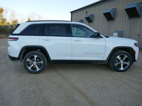 New 2026 Jeep Grand Cherokee Limited image 4