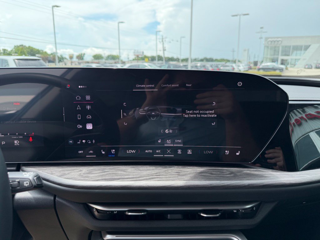 Certified 2025 Audi Q5 Premium w/ Premium Plus AWD/4WD image 17