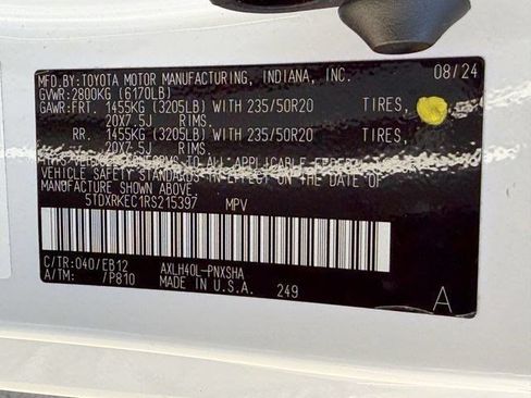 Certified 2024 Toyota Sienna XSE FWD image 32