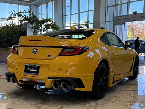 New 2026 Toyota GR86 YUZU Limited image 6