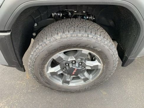 New 2026 GMC Sierra 2500 SLE image 11