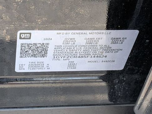 Used 2025 Cadillac XT4 Premium Luxury FWD image 41