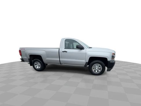 Used 2017 Chevrolet Silverado 1500 W/T w/ WT Convenience Package AWD/4WD image 9