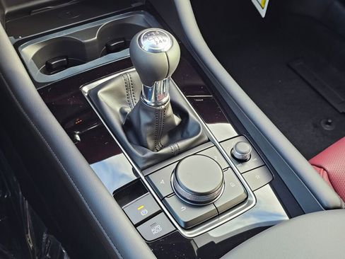 New 2026 MAZDA MAZDA3 2.5 S Hatchback w/ Premium Pkg image 19