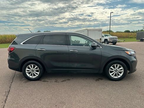 Used 2020 Kia Sorento LX FWD image 35