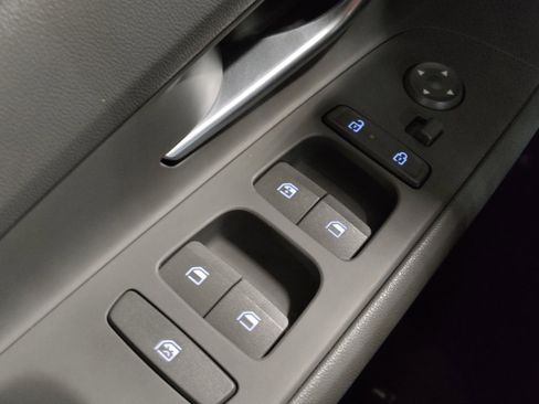 Used 2025 Hyundai Elantra SEL FWD image 27
