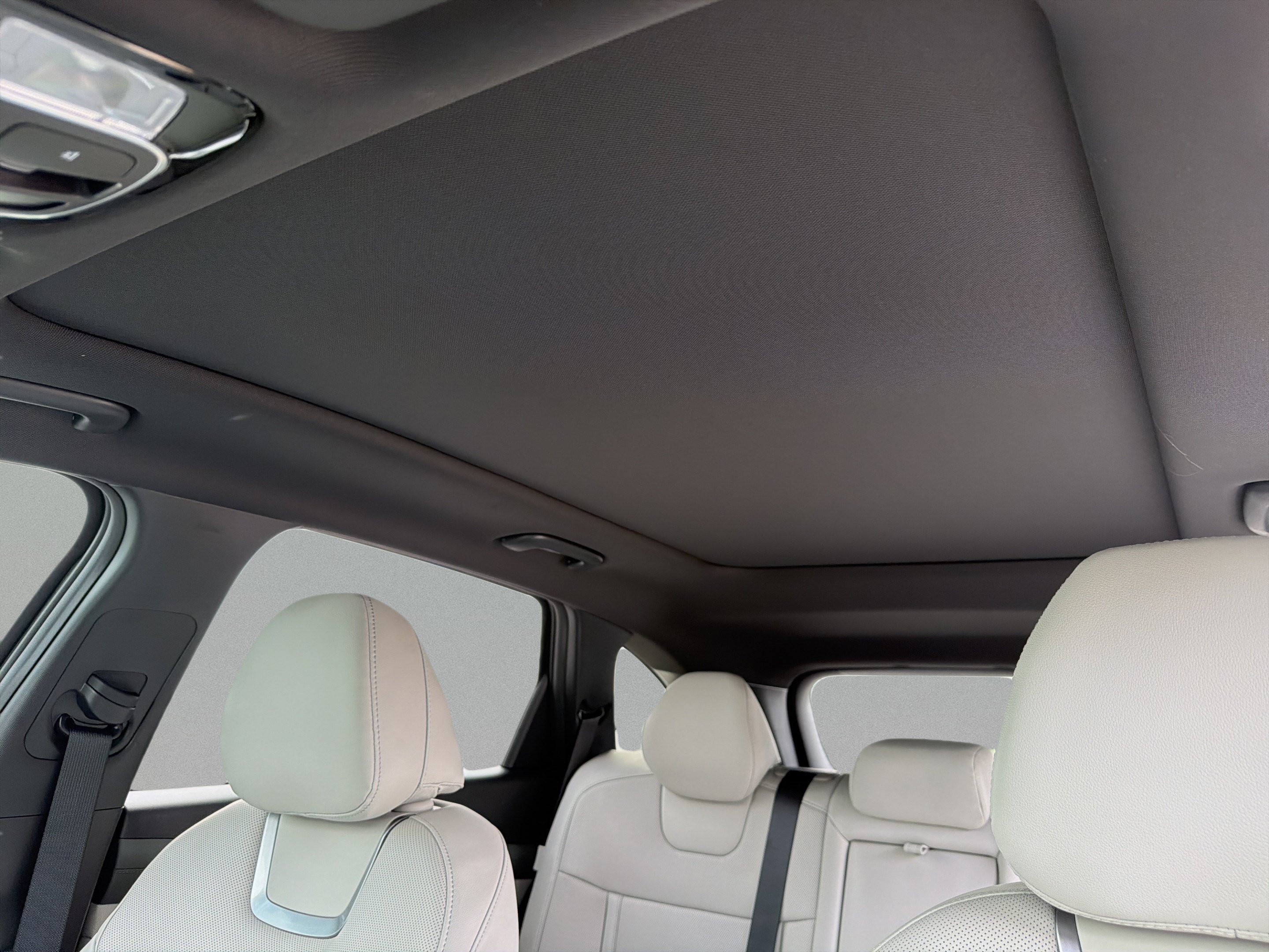 New 2026 Hyundai Tucson Limited FWD image 8
