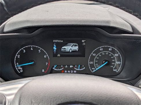 Used 2022 Ford Transit Connect XLT image 22