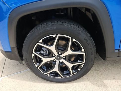 Used 2025 Jeep Compass Limited AWD/4WD image 30