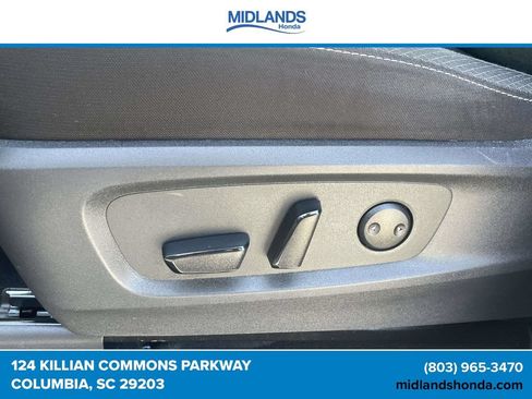 Used 2024 Nissan Pathfinder SV AWD/4WD image 15