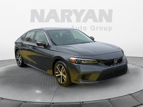 Used 2024 Honda Civic LX image 2