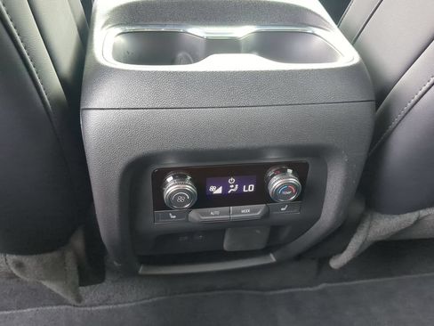 Used 2026 GMC Acadia Elevation w/ Black Edition FWD image 21