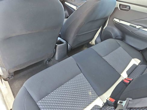 Used 2024 Nissan Versa S FWD image 18