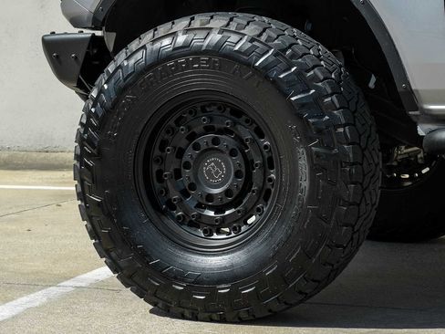 Used 2023 Ford Bronco Black Diamond image 67