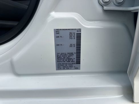 Used 2025 Nissan Altima 2.5 SV image 32