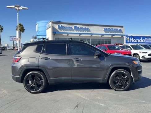 Used 2019 Jeep Compass Altitude image 27