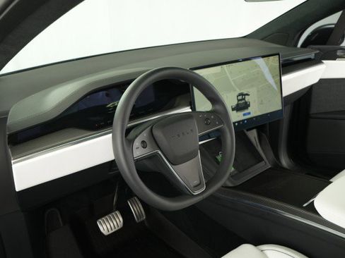 Used 2023 Tesla Model X Plaid image 27