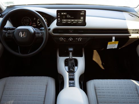 Used 2026 Honda HR-V LX image 26