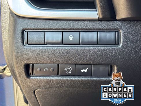 Certified 2025 Nissan Rogue SV AWD/4WD image 33