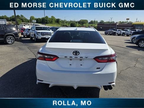 Used 2024 Toyota Camry SE FWD image 4