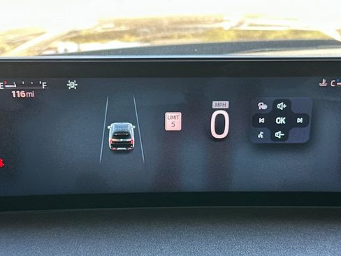 New 2026 Ford Expedition Platinum image 23