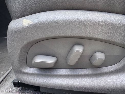Used 2019 Chevrolet Impala LS FWD image 12
