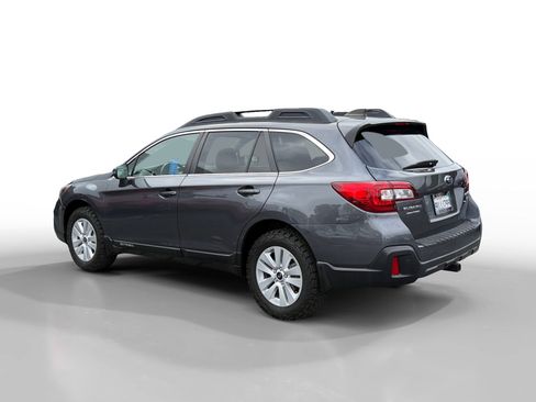 Used 2019 Subaru Outback 3.6R Limited w/ Popular Package #2 image 3