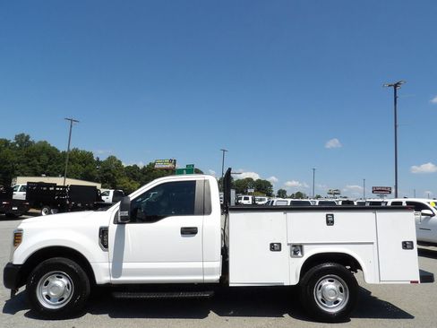 Used 2018 Ford F250 XL w/ Power Equipment Group RWD image 60