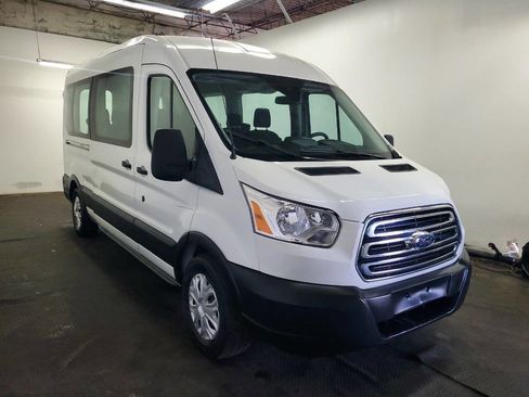 Used 2019 Ford Transit 350 XLT RWD image 3