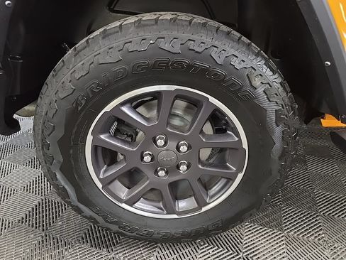 Used 2021 Jeep Wrangler Sport AWD/4WD image 13