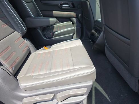 New 2026 GMC Yukon XL AT4 Ultimate w/ LPO, Floor Liner Package AWD/4WD image 21