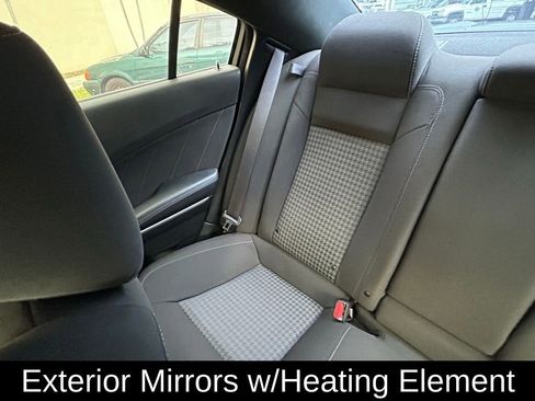 Used 2022 Dodge Charger R/T w/ Driver Convenience Group image 12