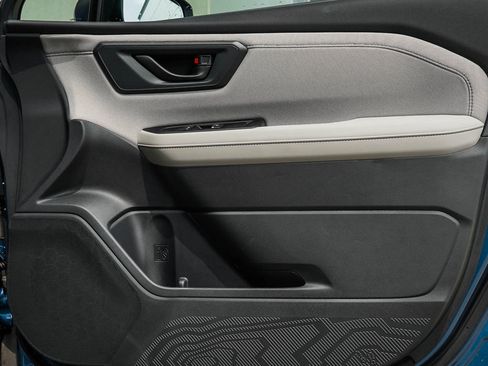 New 2026 Subaru Forester Premium AWD/4WD image 10