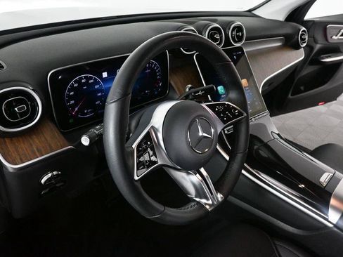 Certified 2025 Mercedes-Benz GLC 350e 4MATIC image 7