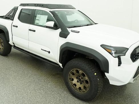 New 2026 Toyota Tacoma 4x4 Double Cab Hybrid image 13