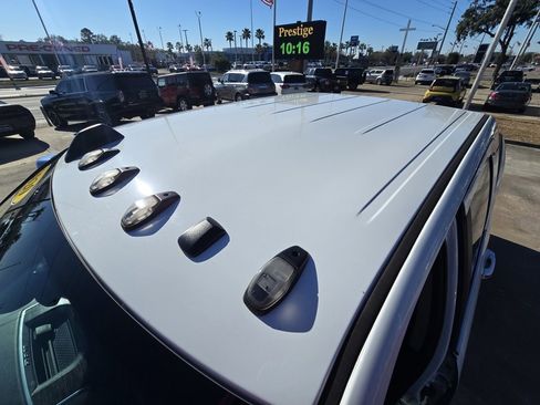 Used 2020 RAM 2500 Laramie w/ Chrome Appearance Group image 44