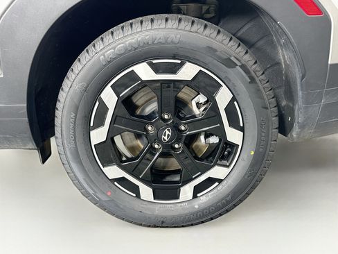 Used 2026 Hyundai Santa Fe SEL FWD image 11