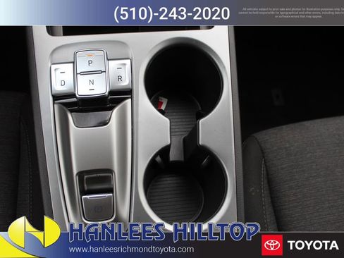 Used 2023 Hyundai Kona SE image 22