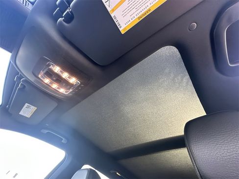 Certified 2022 Mercedes-Benz GLE 350 w/ AMG Line Exterior image 34