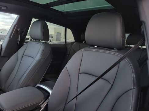 New 2026 Audi Q8 Premium AWD/4WD image 16
