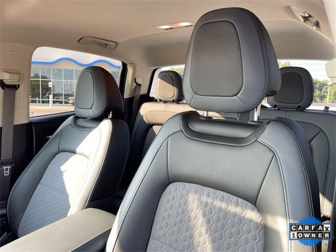 Used 2022 Chevrolet Colorado Z71 image 14