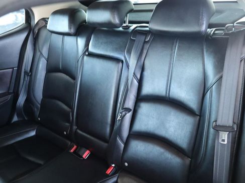 Used 2018 MAZDA MAZDA3 Touring w/ Appearance Package image 31