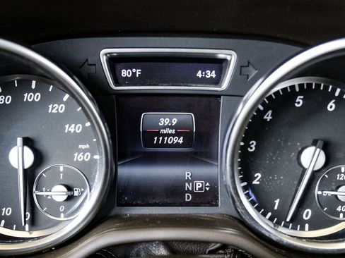 Used 2015 Mercedes-Benz ML 350 2WD w/ Premium 1 Package image 19