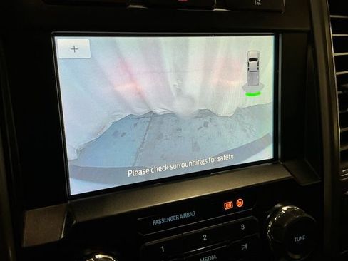 Used 2020 Ford F250 XLT w/ XLT Premium Package image 23